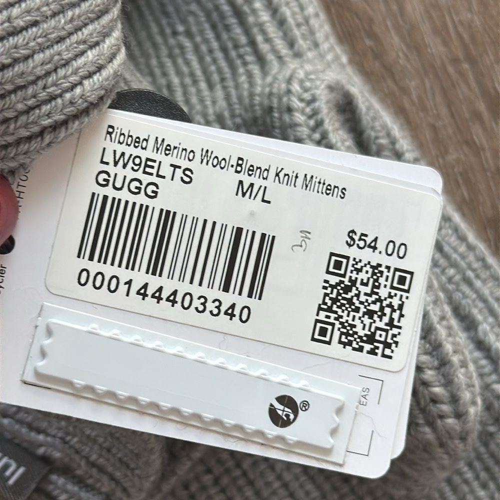 Lululemon Ribbed Merino Wool-Blend Knit Mittens Heathered Gull Grey NWT M/L - Picture 5 of 6